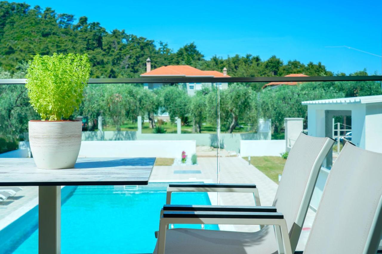 Aquamarine Luxury Rooms Thassos Exterior photo